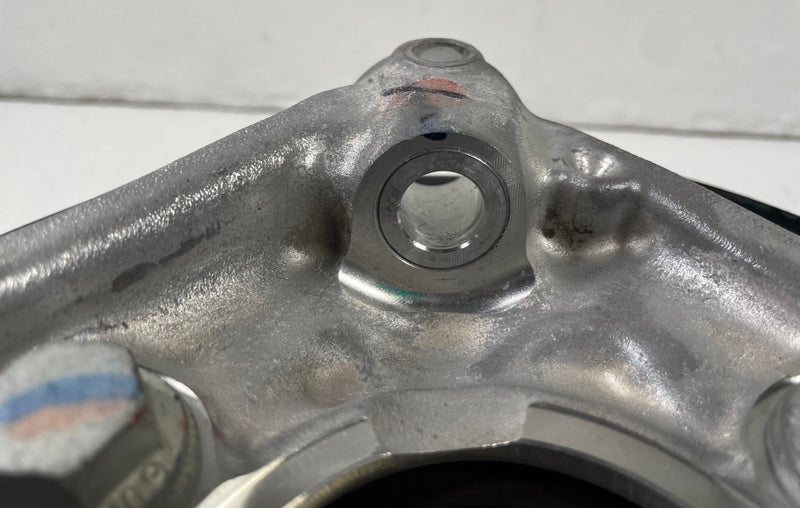 Load image into Gallery viewer, 25-26 CHEVROLET EQUINOX FRONT RIGHT SPINDLE KNUCKLE W/ BEARING HUB 1.5L #112414
