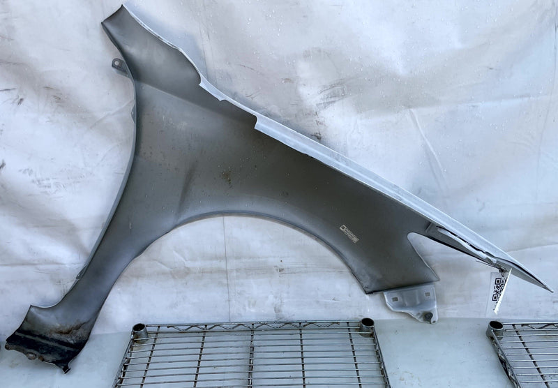Load image into Gallery viewer, ACURA ILX FRONT LEFT SIDE FENDER PANEL ASSEMBLY WHITE (NH883P) 2019-2022 #113687
