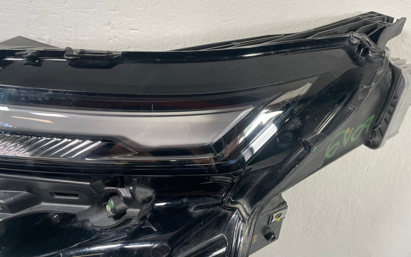 Load image into Gallery viewer, 2025-2026 CHEVROLET EQUINOX LEFT DRIVER SIDE LED HEADLIGHT HEADLAMP # 112425
