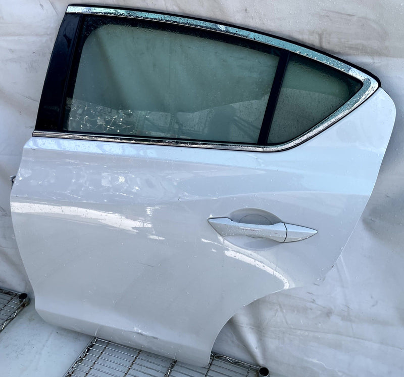 Load image into Gallery viewer, ACURA ILX REAR LEFT DRIVER SIDE DOOR ASSEMBLY WHITE (NH883P) 2016-2022 # 113685
