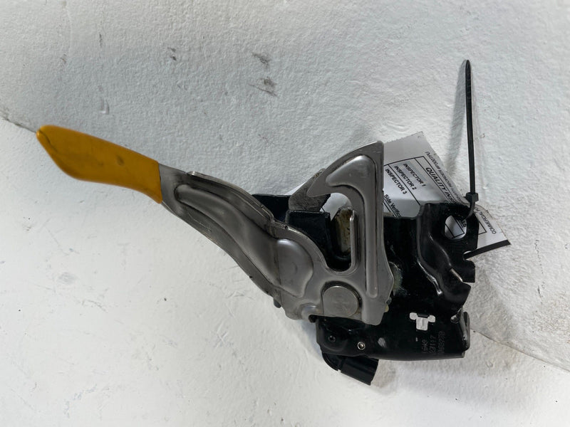 Load image into Gallery viewer, 2023-2025 HONDA PILOT FRONT LEFT DRIVER SIDE HOOD BONNET LOCK LATCH # 109615
