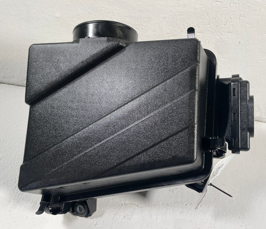 22-23 GENESIS G70 ENGINE AIR INTAKE CLEANER FILTER HOUSING BOX 2.0L