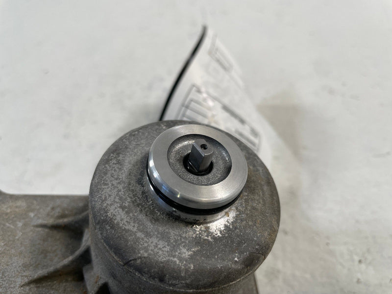 Load image into Gallery viewer, 2023-2025 HONDA PILOT REAR DIFFERENTIAL AXLE CARRIER OIL PUMP MOTOR # 109627
