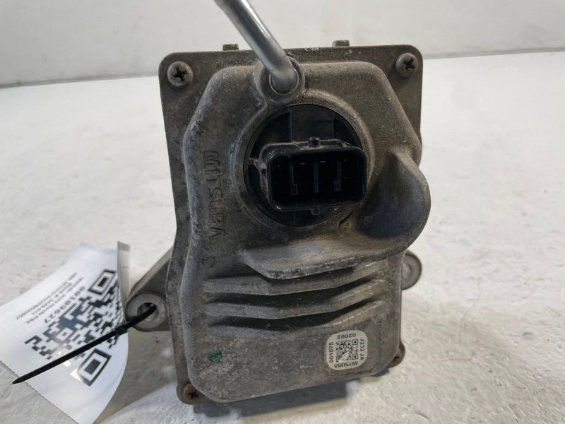 Load image into Gallery viewer, 2023-2025 HONDA PILOT REAR DIFFERENTIAL AXLE CARRIER OIL PUMP MOTOR # 109627
