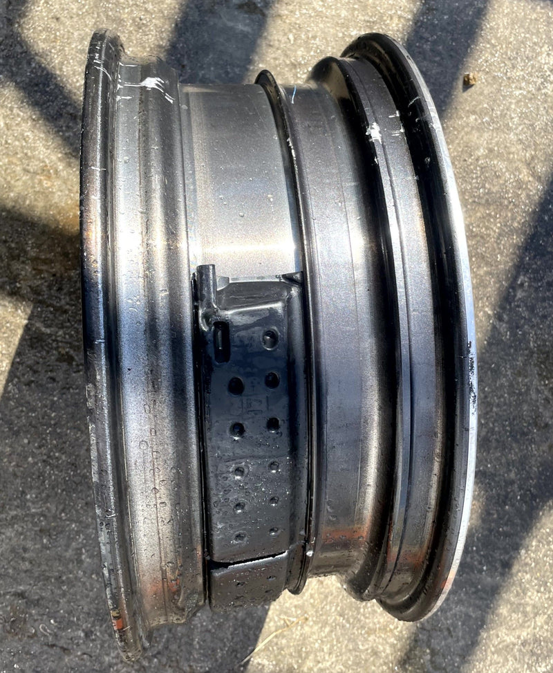 Load image into Gallery viewer, ACURA ILX 17X7J 5 Y SPOKE MACHINED FACE SILVER ALLOY WHEEL RIM 2019-2022 #113691
