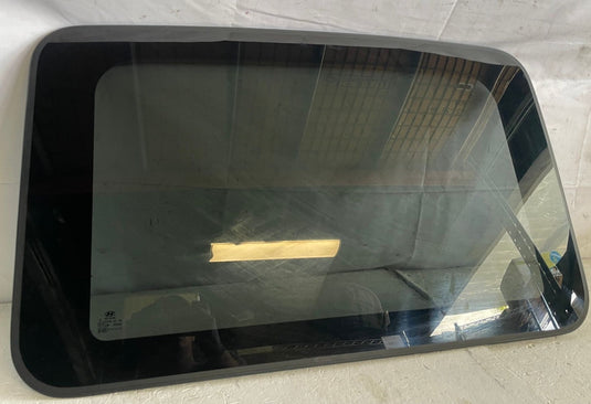 2024-2026 HYUNDAI SANTA FE FRONT UPPER OVERHEAD SUNROOF WINDOW GLASS 