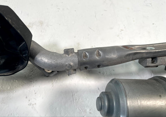 2017-2025 MAZDA CX-5 FRONT WINDSHIELD WIPER LINKAGE W/ MOTOR TK7867340A