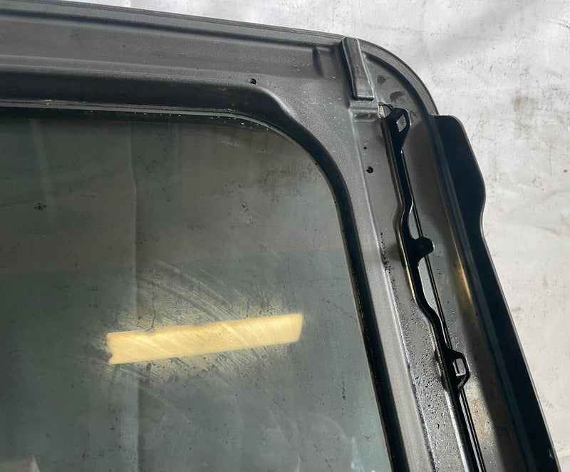 Load image into Gallery viewer, 2024-2026 HYUNDAI SANTA FE FRONT UPPER OVERHEAD SUNROOF WINDOW GLASS #108705
