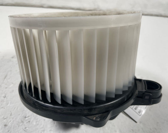 2019 - 2023 GENESIS G70 A/C AIR CONDITIONER HEATER BLOWER FAN MOTOR