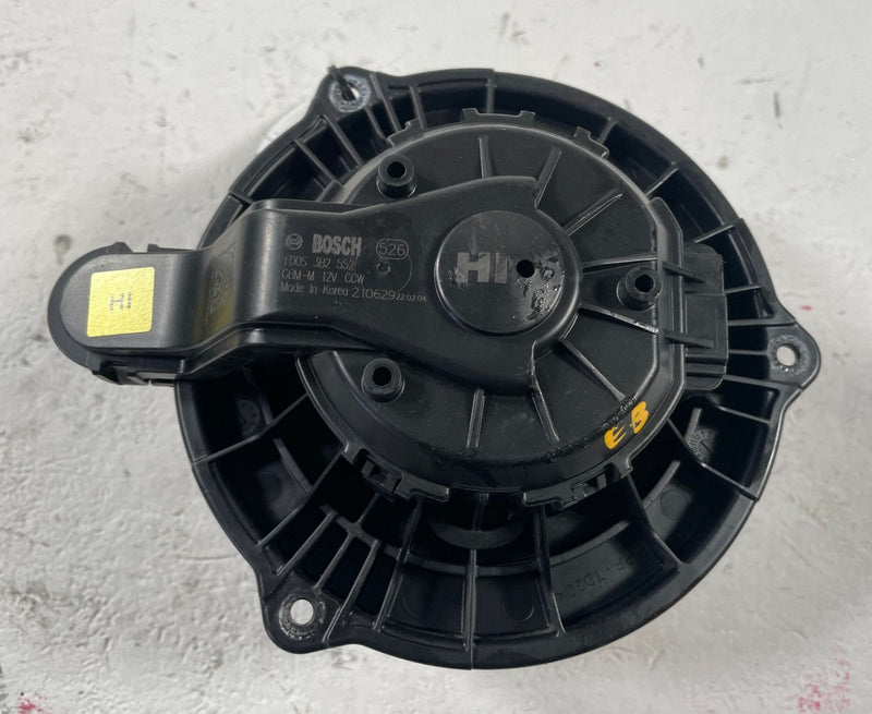 Load image into Gallery viewer, 2019 - 2023 GENESIS G70 A/C AIR CONDITIONER HEATER BLOWER FAN MOTOR # 110978
