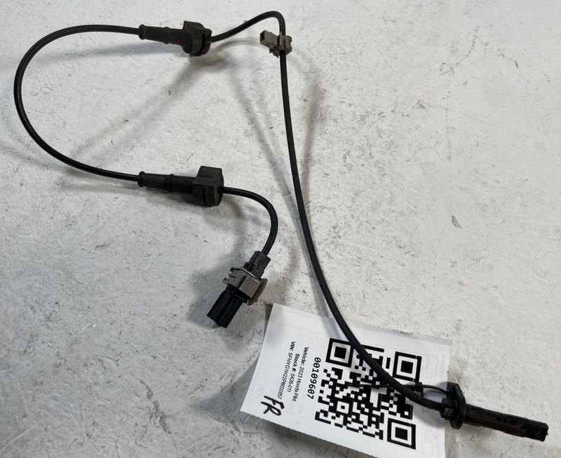 Load image into Gallery viewer, 2023 - 2025 HONDA PILOT FRONT LEFT OR RIGHT SIDE ABS WHEEL SPEED SENSOR # 109607
