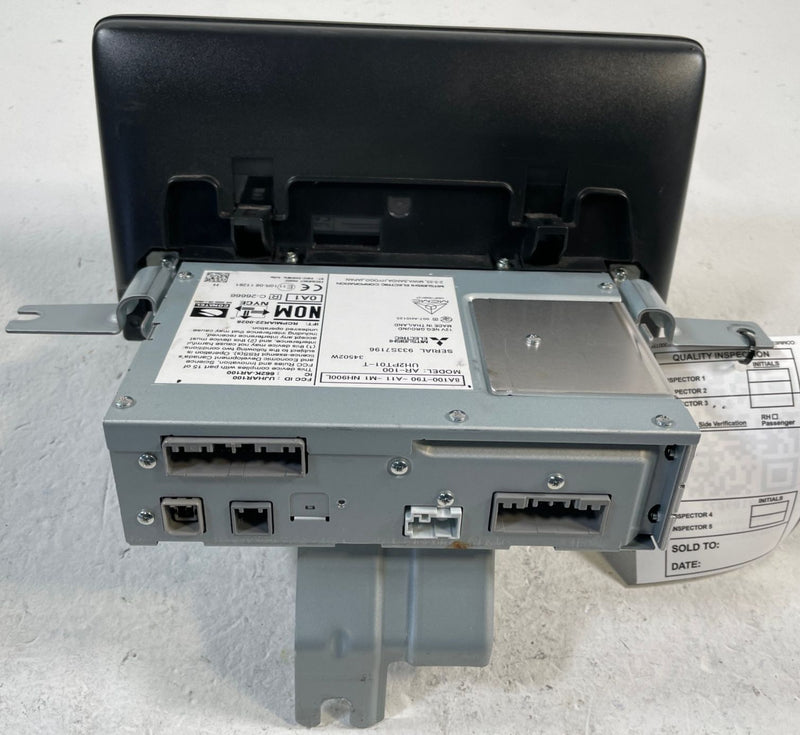 Load image into Gallery viewer, 2023-2024 HONDA PILOT AM FM DASH RADIO RECIEVER DISPLAY 7" SCREEN # 109672
