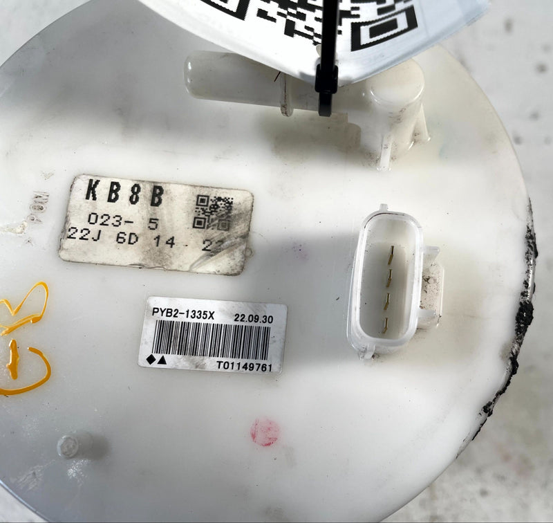 Load image into Gallery viewer, 2017 - 2025 MAZDA CX-5 FUEL GAS TANK PUMP SENDING UNIT MODULE 2.5L # 113784

