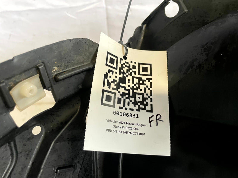 Load image into Gallery viewer, 2021-2022 NISSAN ROGUE FRONT RIGHT SIDE INNER FENDER LINER SPLASH SHIELD #106831
