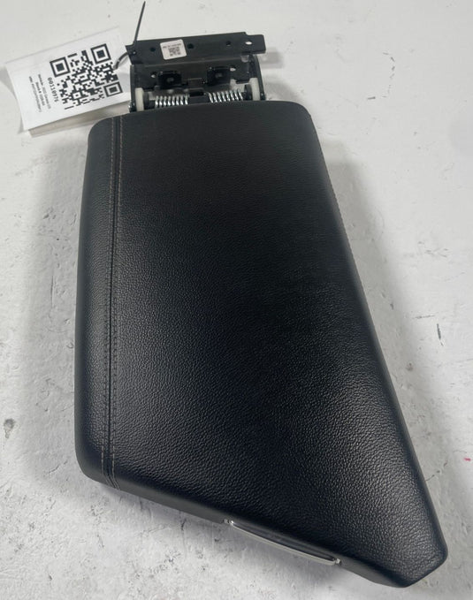 2022 - 2026 GENESIS G70 FRONT CENTER CONSOLE ARMREST STORAGE LID COVER