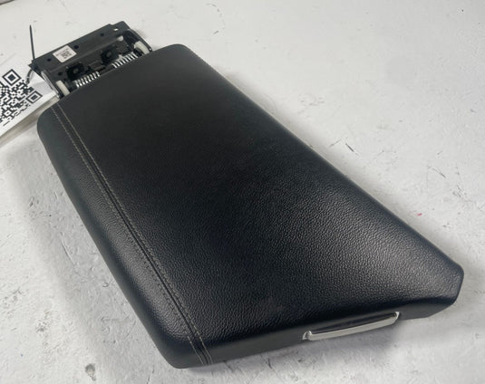 2022 - 2026 GENESIS G70 FRONT CENTER CONSOLE ARMREST STORAGE LID COVER