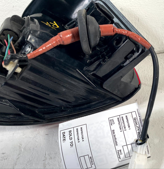 2022-2025 MAZDA CX-5 REAR RIGHT SIDE QUARTER OUTER LED TAIL LIGHT LAMP