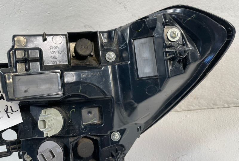 Load image into Gallery viewer, 2023 - 2025 HONDA PILOT REAR LEFT DRIVER SIDE LED OUTER TAILLIGHT LAMP # 109671
