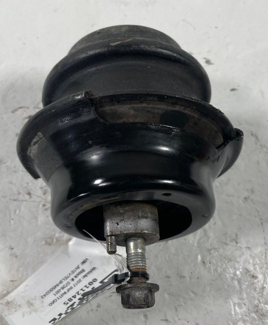 2017-2022 INFINITI Q60 FRONT LH OR RH SIDE ENGINE MOTOR MOUNT INSULATOR