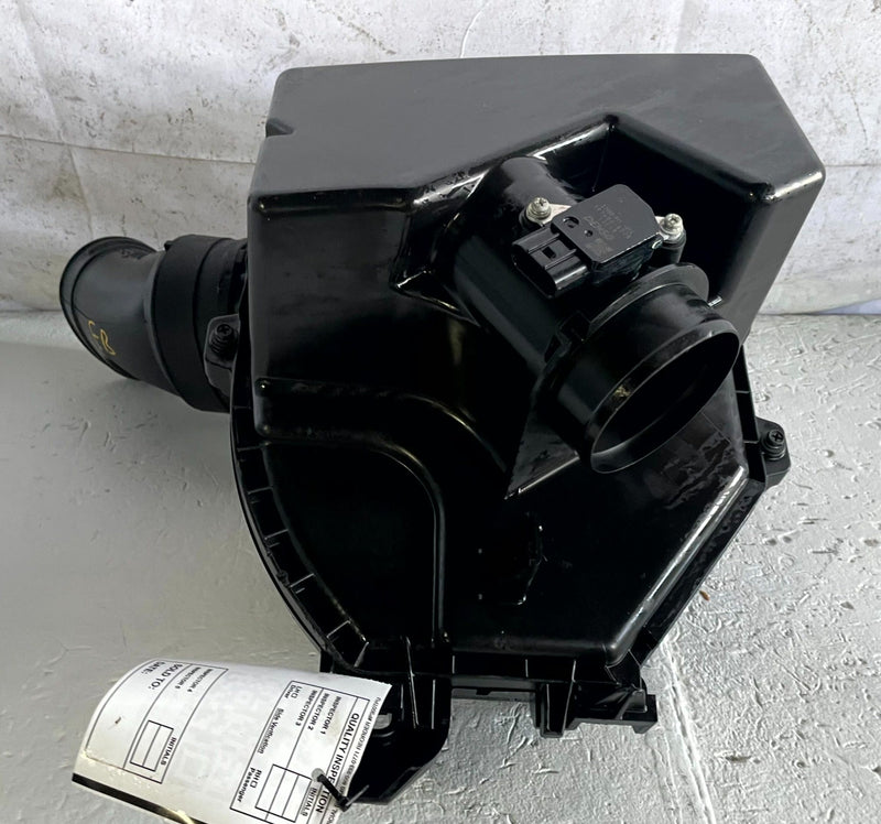 Load image into Gallery viewer, 2016 - 2022 ACURA ILX ENGINE AIR INTAKE CLEANER FILTER HOUSING BOX 2.4L # 113665
