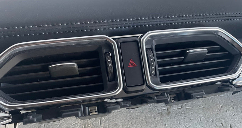 Load image into Gallery viewer, 21-25 MAZDA CX-5 FRONT DASH CENTER AIR VENT GRILLE W/ BEZEL KJL155150A02 #113787
