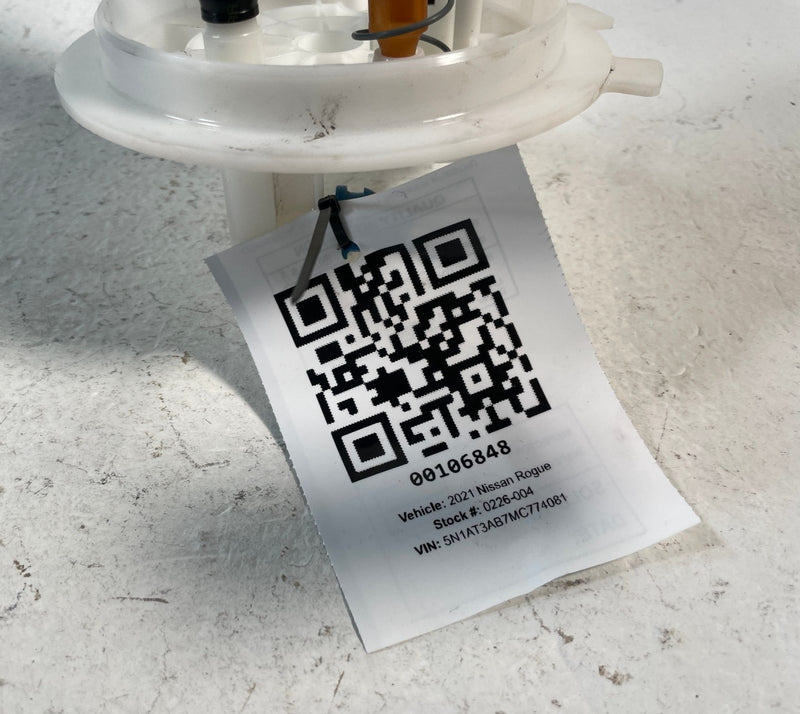 Load image into Gallery viewer, 2021 NISSAN ROGUE FUEL GAS TANK PUMP LEVEL SENDING UNIT ASSEMBLY # 106848 COPY
