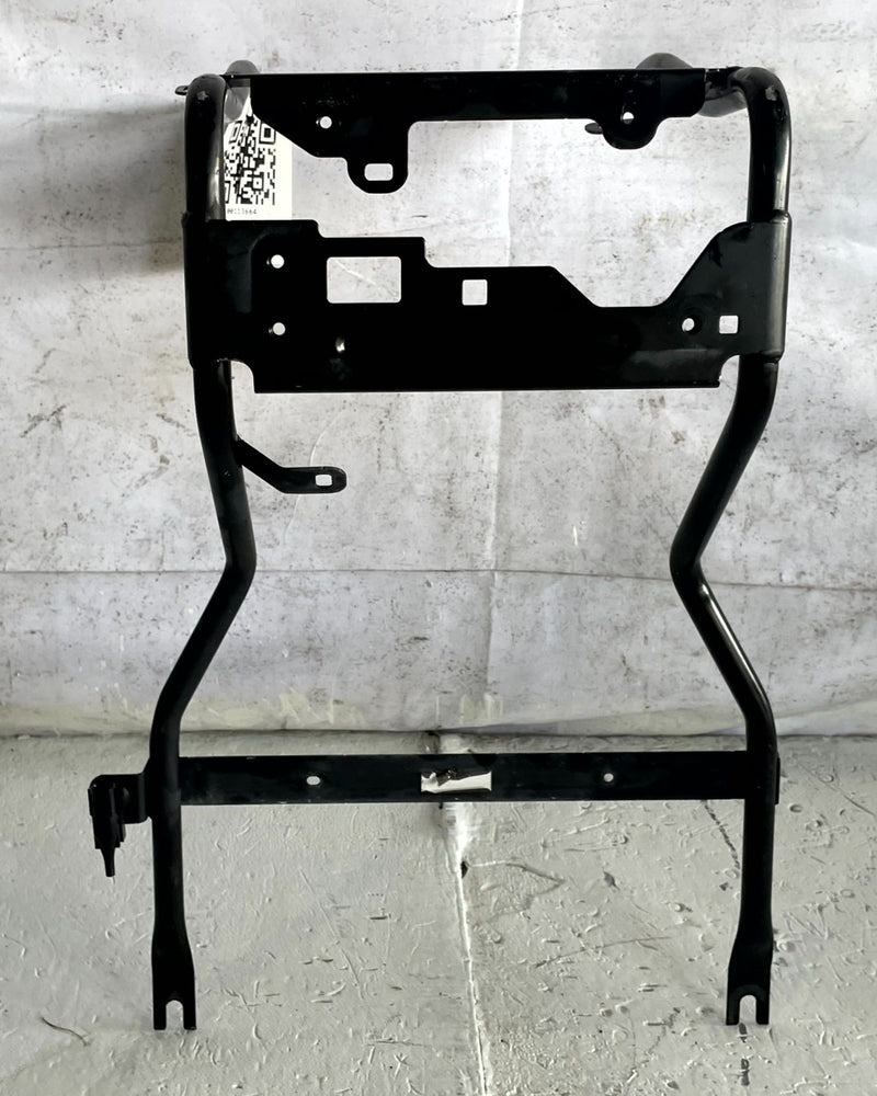 Load image into Gallery viewer, 2019-2022 ACURA ILX FRONT CENTER UPPER BEAM BUMPER REINFORCEMENT BRACKET #113664
