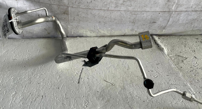 Load image into Gallery viewer, 2019-2022 ACURA ILX AC AIR CONDITIONING HEAT EXCHANGER LINE TUBE PIPE # 113668
