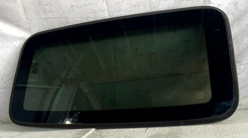 Load image into Gallery viewer, 2013-2022 ACURA ILX SUNROOF SUN ROOF MOONROOF WINDOW GLASS 70200-TX6-A02 #113684
