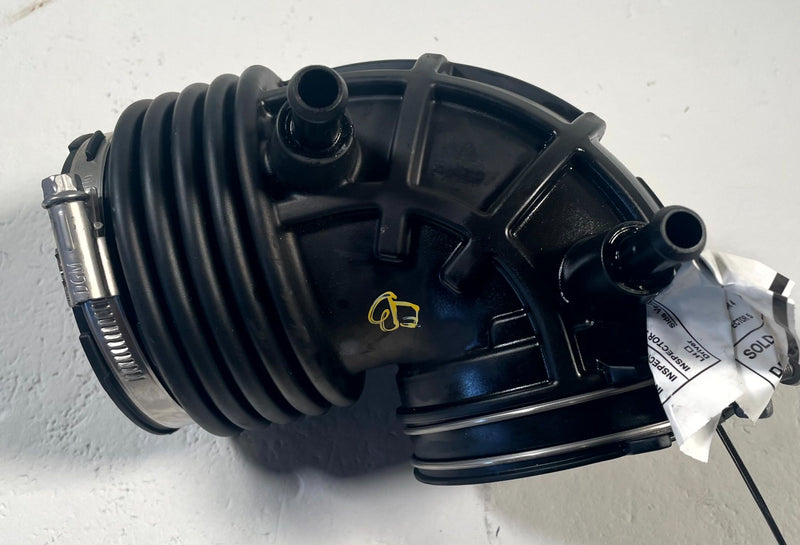 Load image into Gallery viewer, 2019-23 GENESIS G70 ENGINE AIR CLEANER INTAKE HOSE TUBE 2.0L 28130-J5100 #113852
