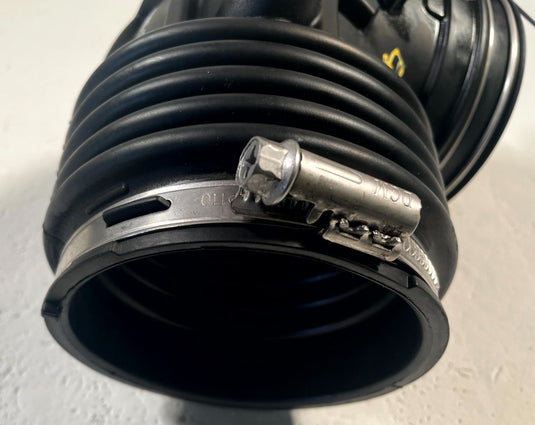 2019-23 GENESIS G70 ENGINE AIR CLEANER INTAKE HOSE TUBE 2.0L 28130-J5100