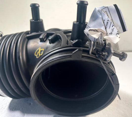 2019-23 GENESIS G70 ENGINE AIR CLEANER INTAKE HOSE TUBE 2.0L 28130-J5100