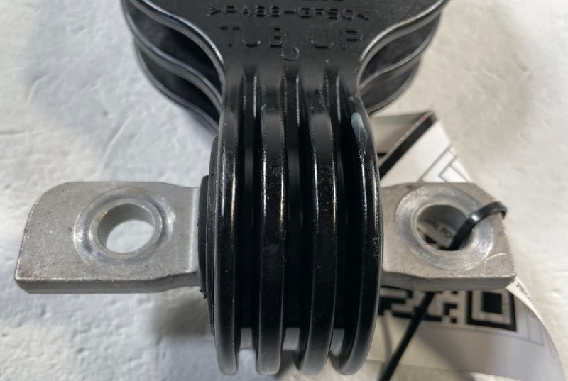 Load image into Gallery viewer, 2019-2025 ACURA RDX UPPER ENGINE FRAME MOUNT SUPPORT BRACKET TORQUE ROD # 109736

