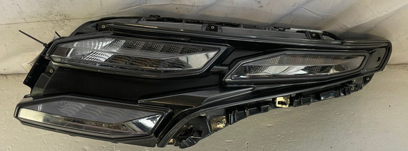 Load image into Gallery viewer, 2025 HYUNDAI TUCSON FRONT LEFT DAYTIME RUNNING UPPER LIGHT LAMP LED #108786
