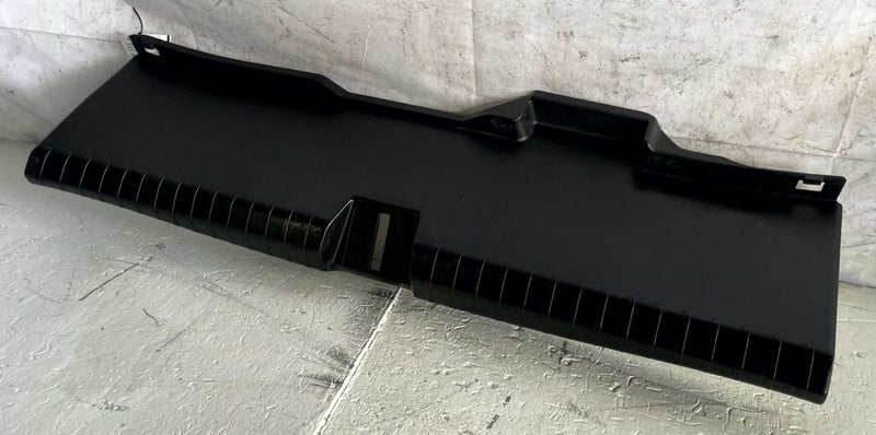 Load image into Gallery viewer, 2016-2022 ACURA ILX REAR TRUNK LATCH SILL SCUFF PLATE TRIM COVER PANEL # 113676

