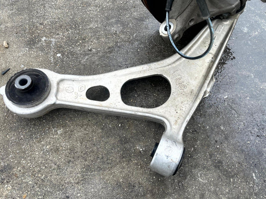 2021 - 2023 NISSAN ROGUE AWD FRONT LEFT SIDE SUSPENSION KNEE ASSEMBLY