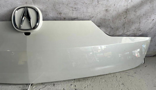 2019 - 2020 ACURA ILX DECK TRUNK LID MOLDING COVER 74895-T3R-A0 WHITE