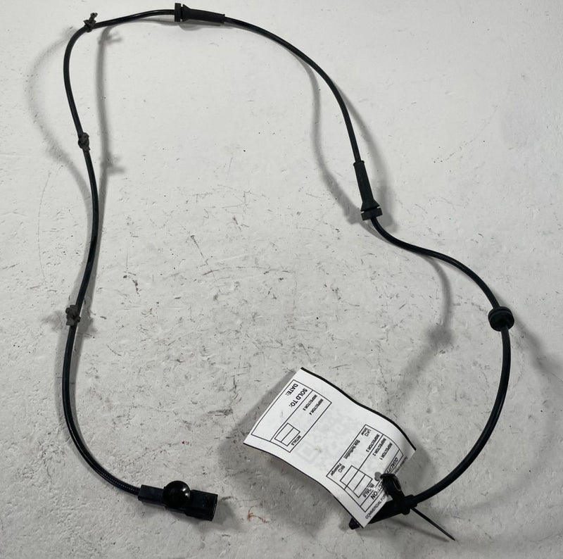 Load image into Gallery viewer, 14-24 INFINITI Q50, 17-22 Q60 FRONT LH &amp; RH SIDE ABS WHEEL SPEED SENSOR # 112469

