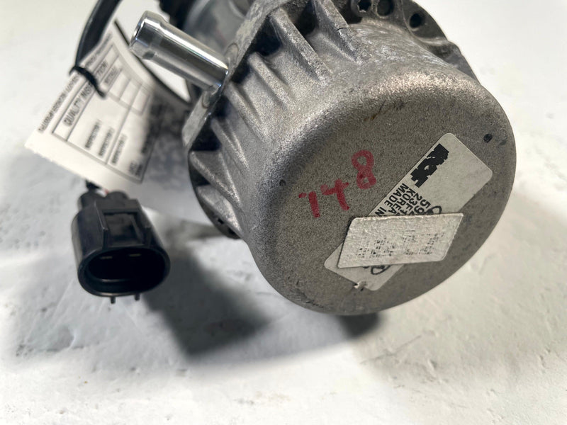 Load image into Gallery viewer, 2019-2023 GENESIS G70 POWER BRAKE BOOSTER VACUUM PUMP 59220-J5000 2.0L# 113846
