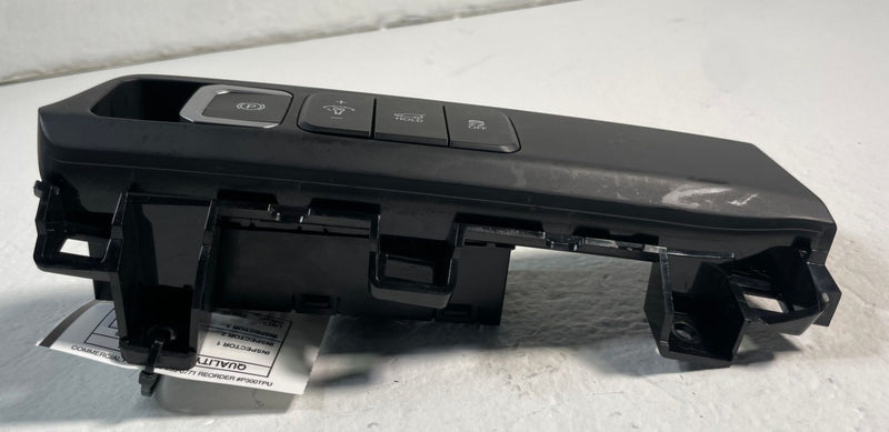 Load image into Gallery viewer, 24-25 HYUNDAI SANTA FE ELECTRIC PARKING BRAKE &amp; TRACTION CONTROL SWITCH # 106920

