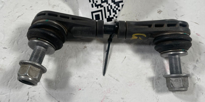 Load image into Gallery viewer, 2020-25 FORD EXPLORER REAR LEFT SIDE STABILIZER ANTI ROLL SWAY BAR LINK #110998
