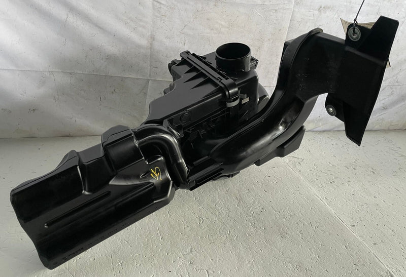 Load image into Gallery viewer, 2014-25 MAZDA CX-5 ENGINE AIR CLEANER INTAKE DUCT HOSE 2.5L PY2V-13-200B #111210
