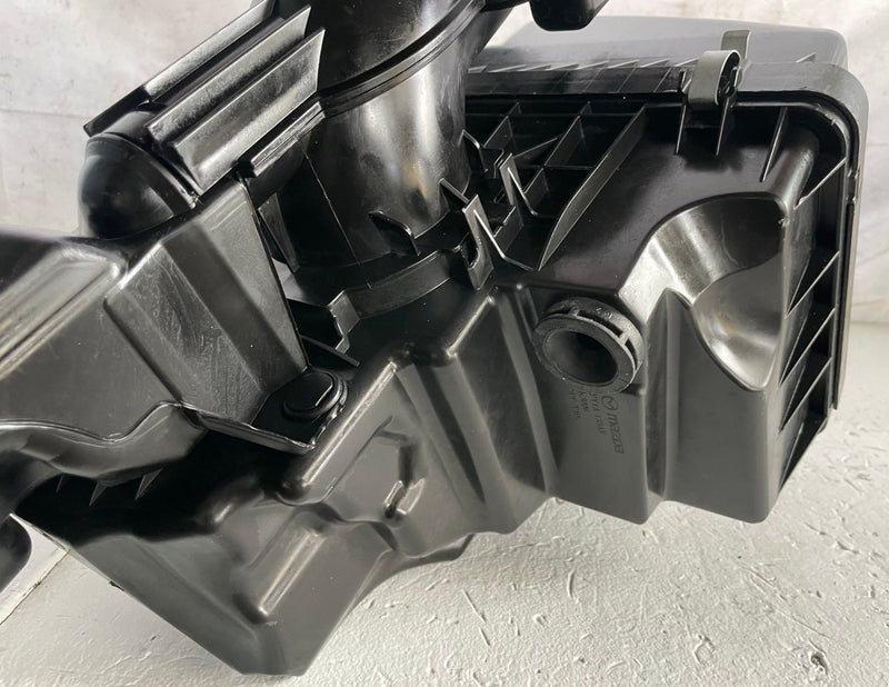 Load image into Gallery viewer, 2014-25 MAZDA CX-5 ENGINE AIR CLEANER INTAKE DUCT HOSE 2.5L PY2V-13-200B #111210
