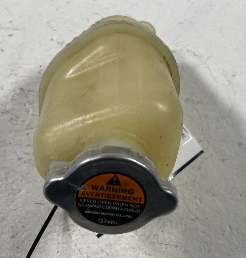 Load image into Gallery viewer, 2016-24 INFINITI Q50, 17-22 Q60 ENGINE COOLANT RESERVOIR TANK BOTTLE # 112459
