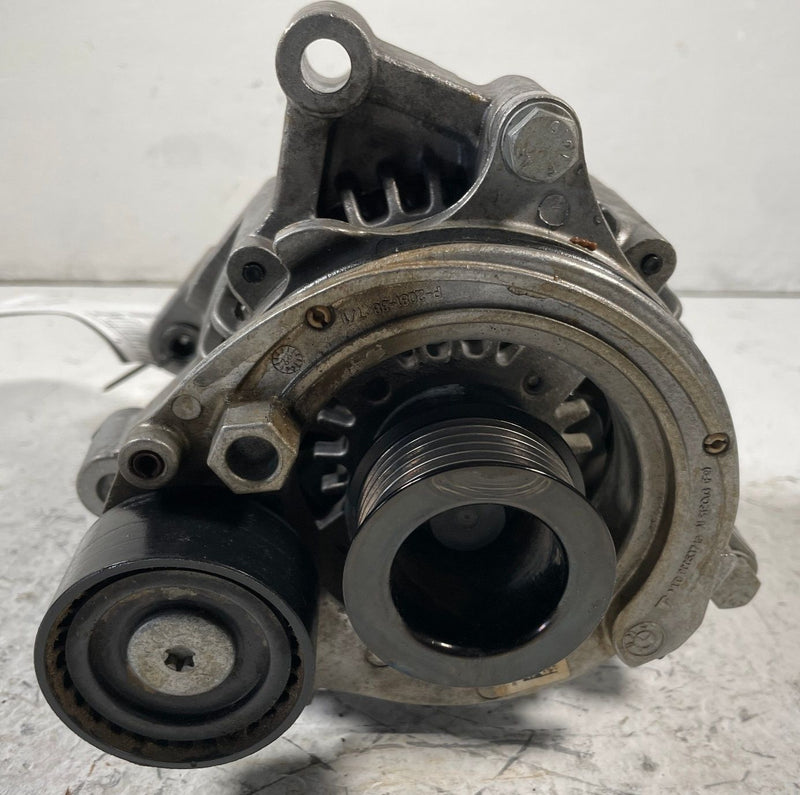 Load image into Gallery viewer, 2020 - 2025 BMW X3 X4 G01 G02 ENGINE ALTERNATOR GENERATOR UNIT 14V 180A # 108322
