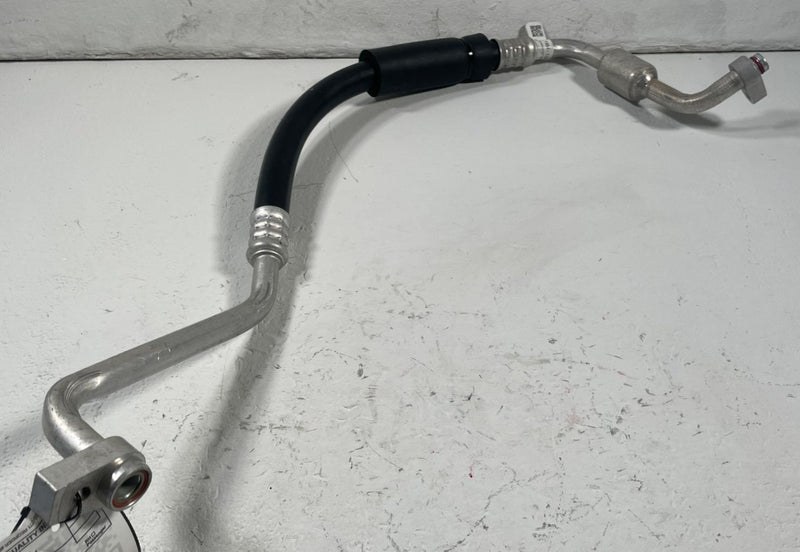 Load image into Gallery viewer, 2021 - 2024 FORD EXPLORER A/C AC AIR CONDITIONER SUCTION LINE HOSE 2.3L # 111033
