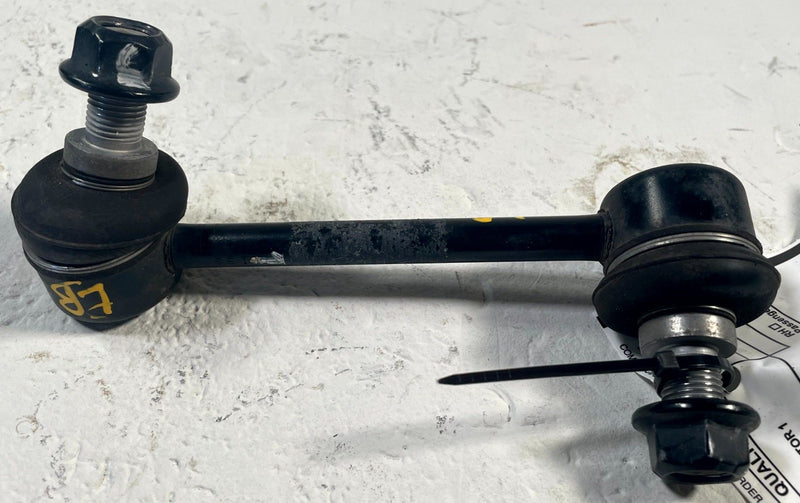 Load image into Gallery viewer, 2019-2026 GENESIS G70 REAR RIGHT STABILIZER ANTI ROLL SWAY BAR END LINK # 113873
