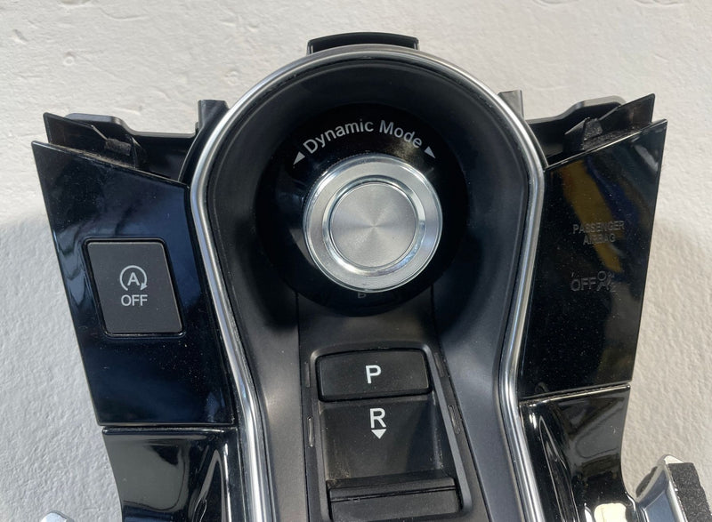 Load image into Gallery viewer, 2019 - 2025 ACURA RDX TRANSMISSION GEAR SHIFT SELECTOR W/ TRIM PANEL # 109727
