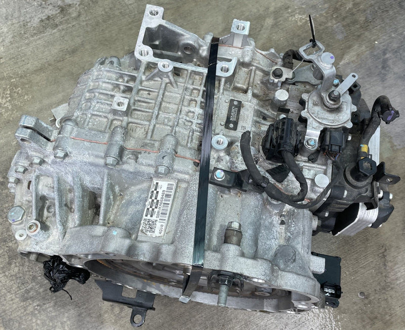 Load image into Gallery viewer, HYUNDAI TUCSON FWD AUTO TRANSMISSION ASSEMBLY 34K MILES 2.5L 2025-2026 # 108802
