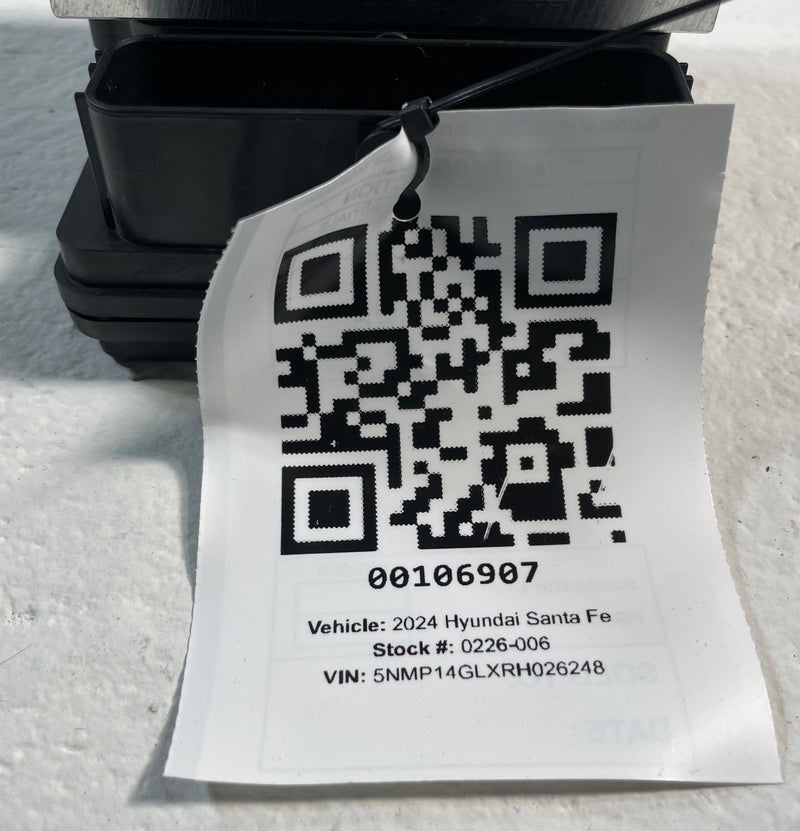 Load image into Gallery viewer, 24-25 HYUNDAI SANTA FE ANTI LOCK ABS BRAKE PUMP MODULE CONTROL UNIT 2.5L 106907
